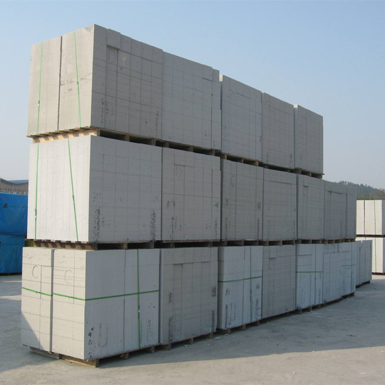 云和宁波台州金华厂家：加气砼砌块墙与粘土砖墙造价比照分析